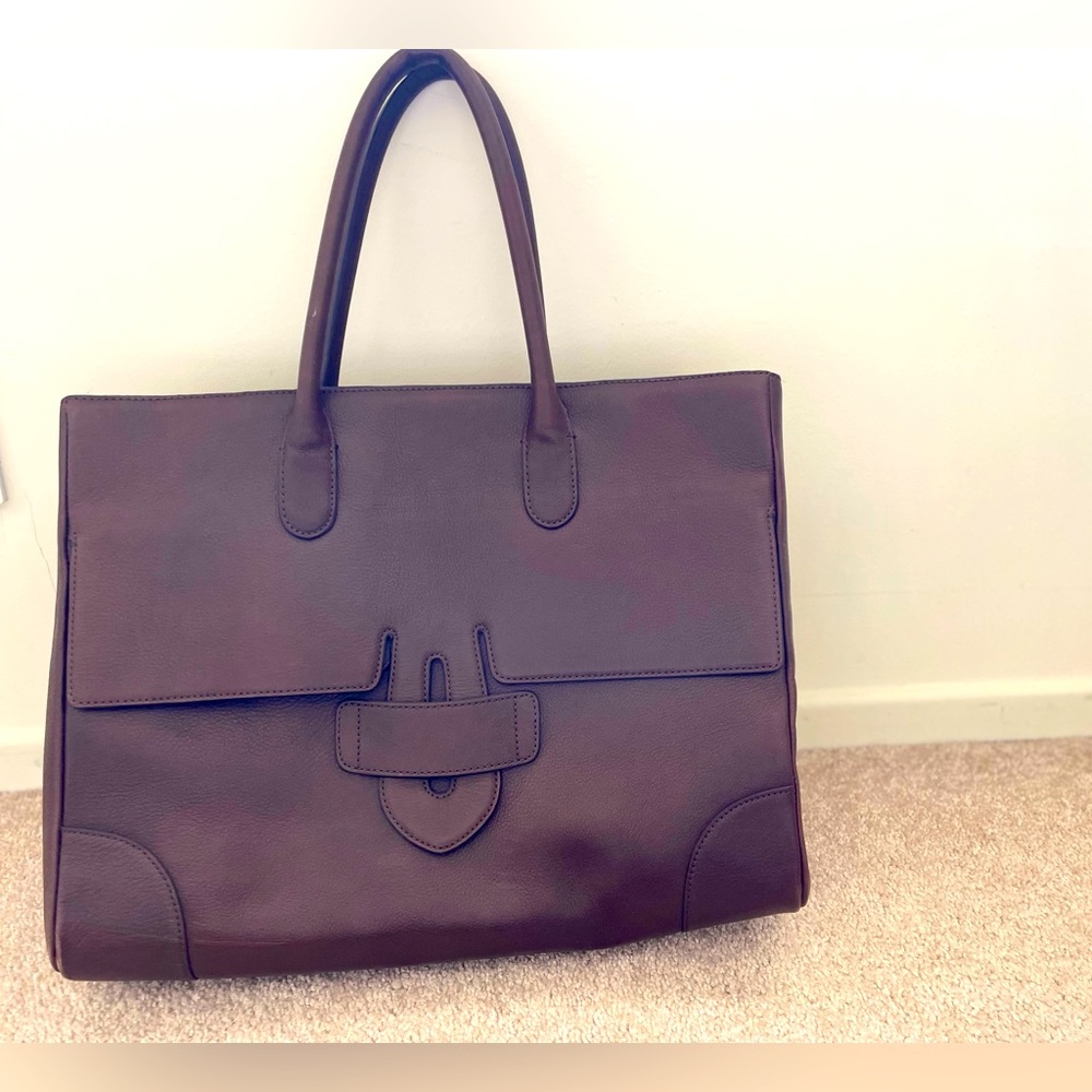 Tila March brown leather tote bag in great condition